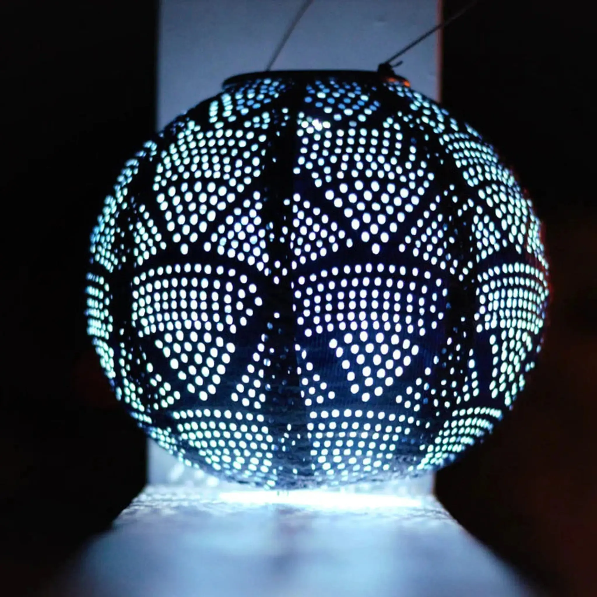 8" Globe Solar Lantern